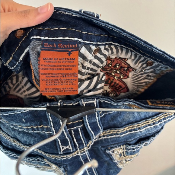 Rock Revival Vintage Blue Acid Wash Y2K Low Rise Denim Embroidered Capri Size30 - Picture 6 of 13